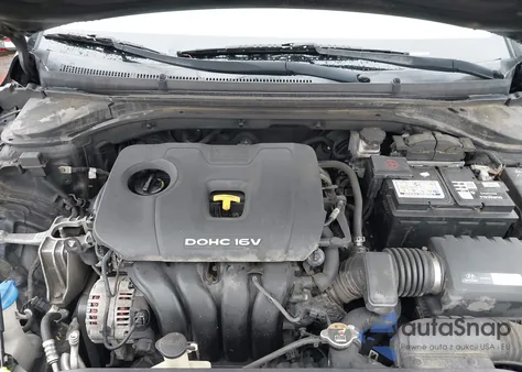 2017 Hyundai Elantra Value Edition из США, поврежденный, VIN 5NPD84LFXHH144476